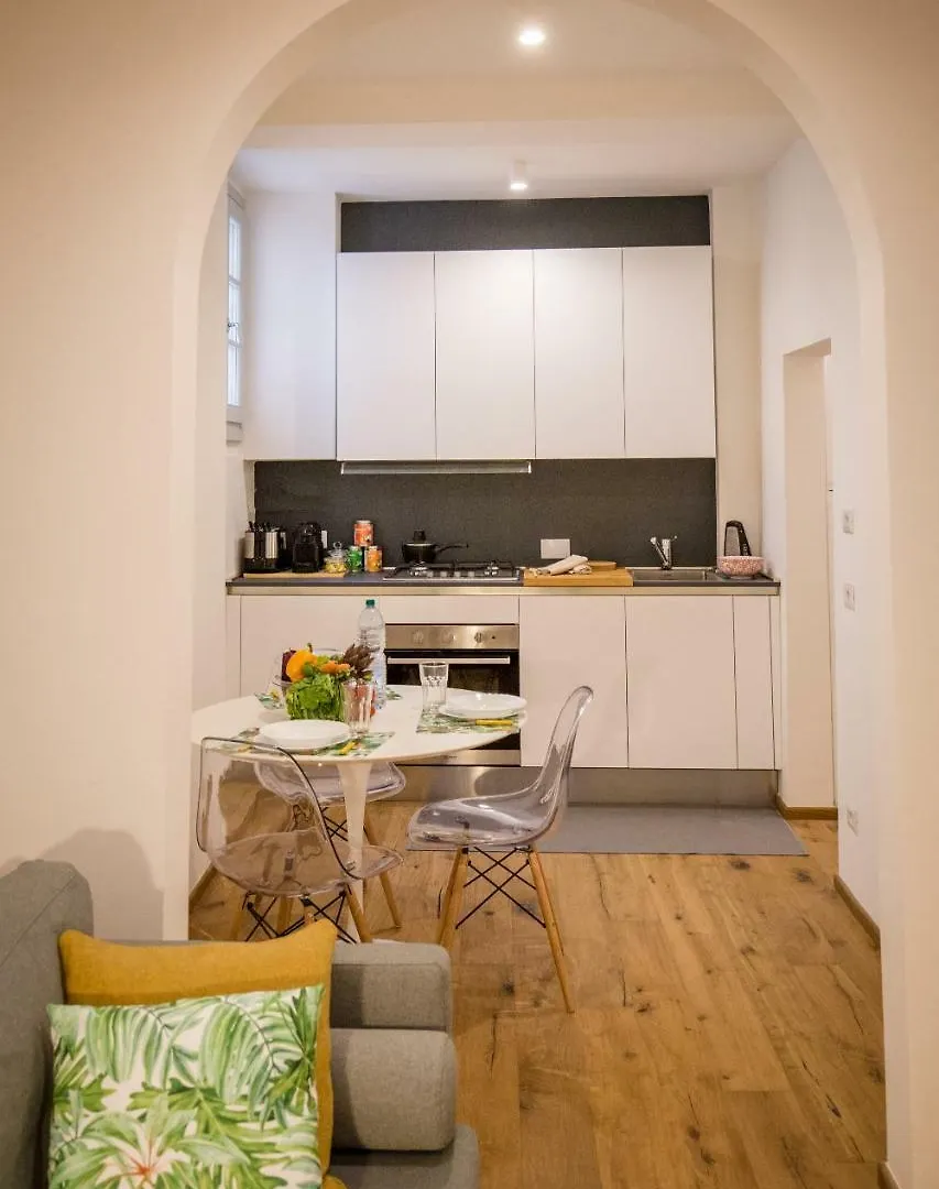 Acacia Firenze - Melograno Apartment Florence