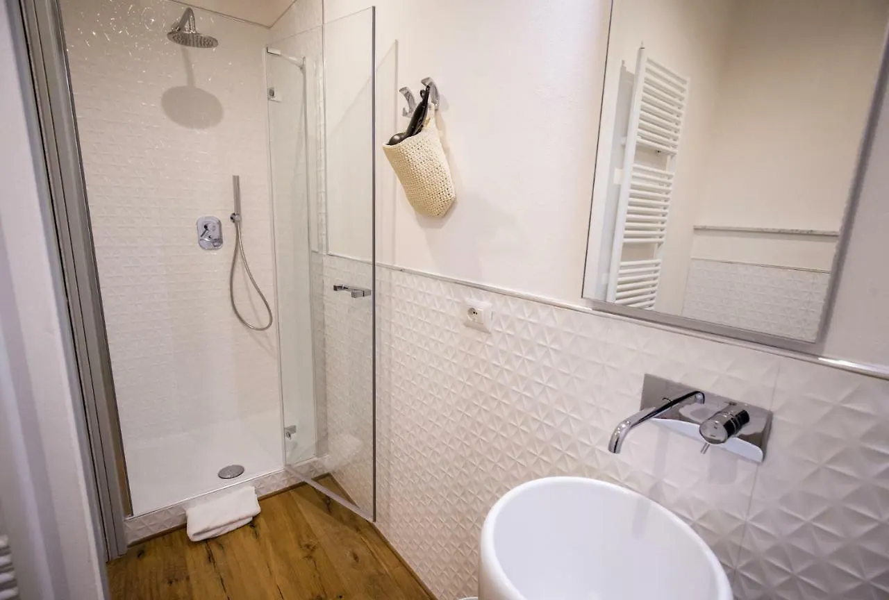 Acacia Firenze - Melograno Apartment