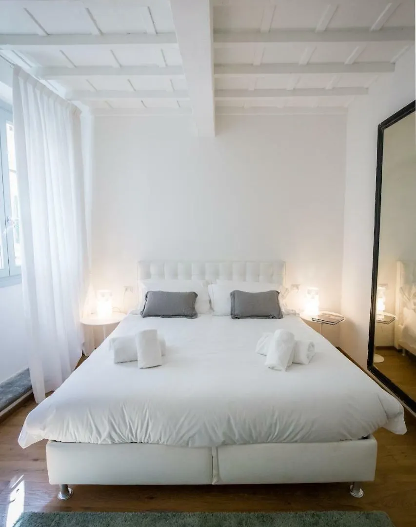 Acacia Firenze - Melograno Apartment  Florence